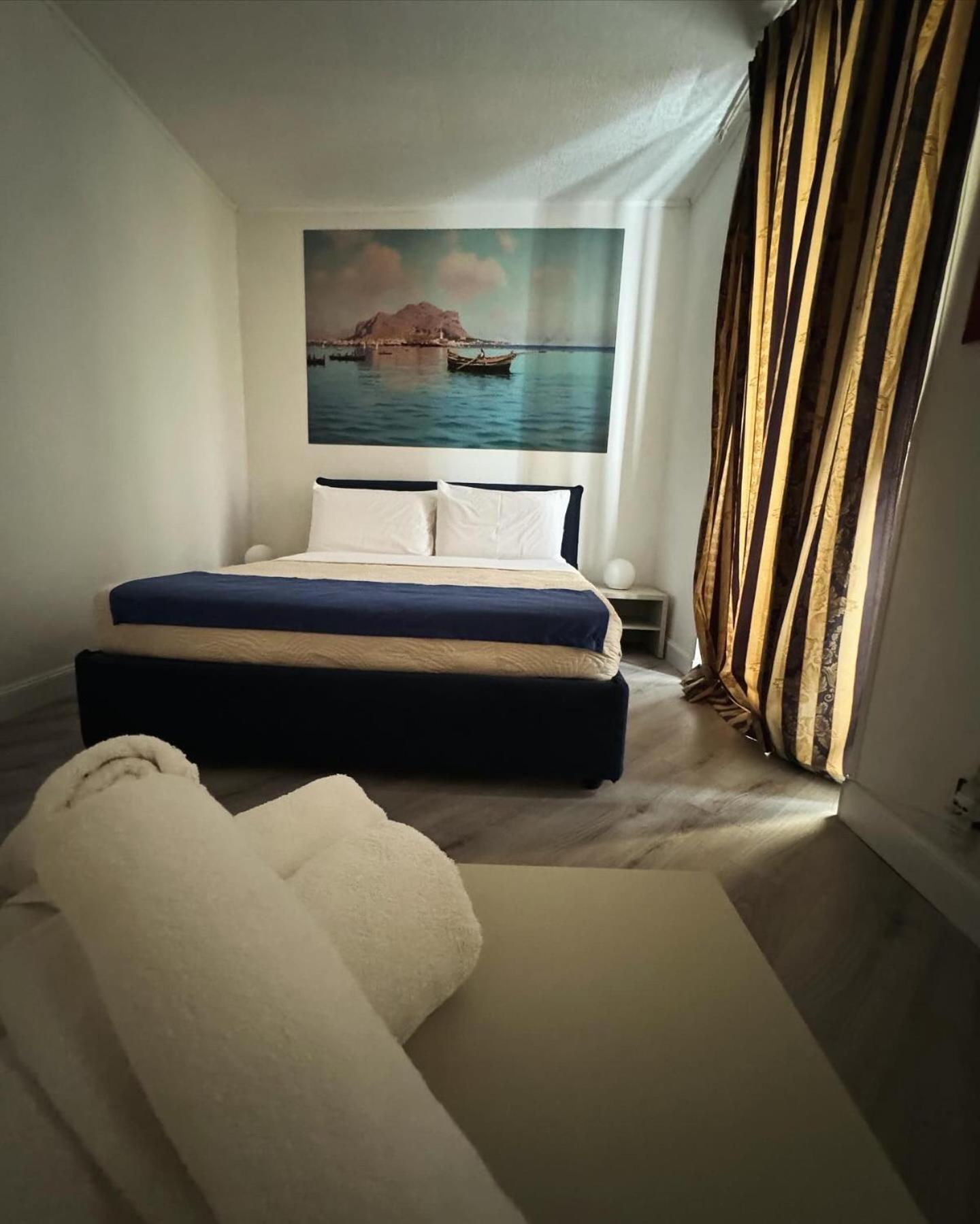 Caminneci Palace & Rooms Palermo Luaran gambar