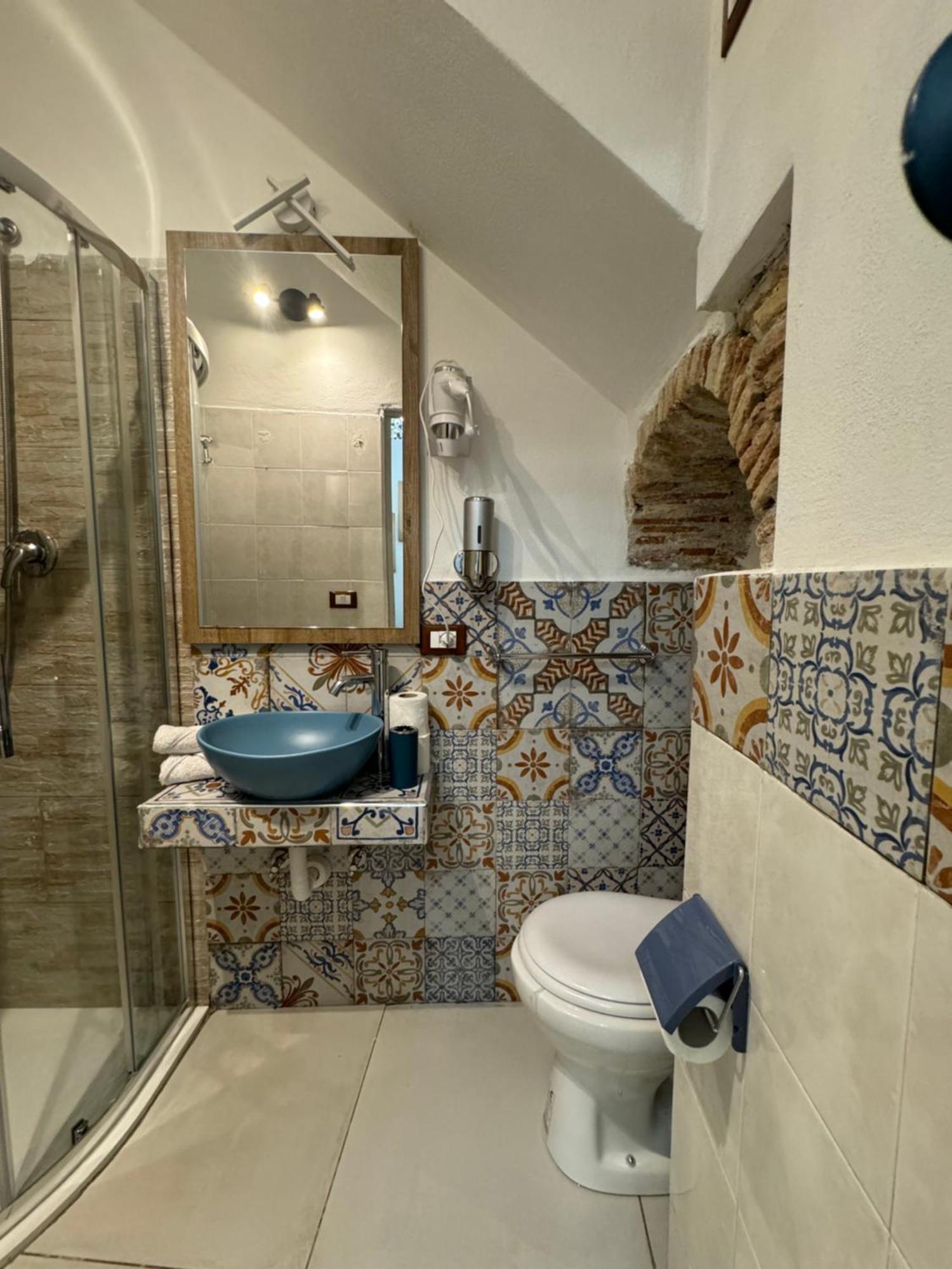 Caminneci Palace & Rooms Palermo Luaran gambar
