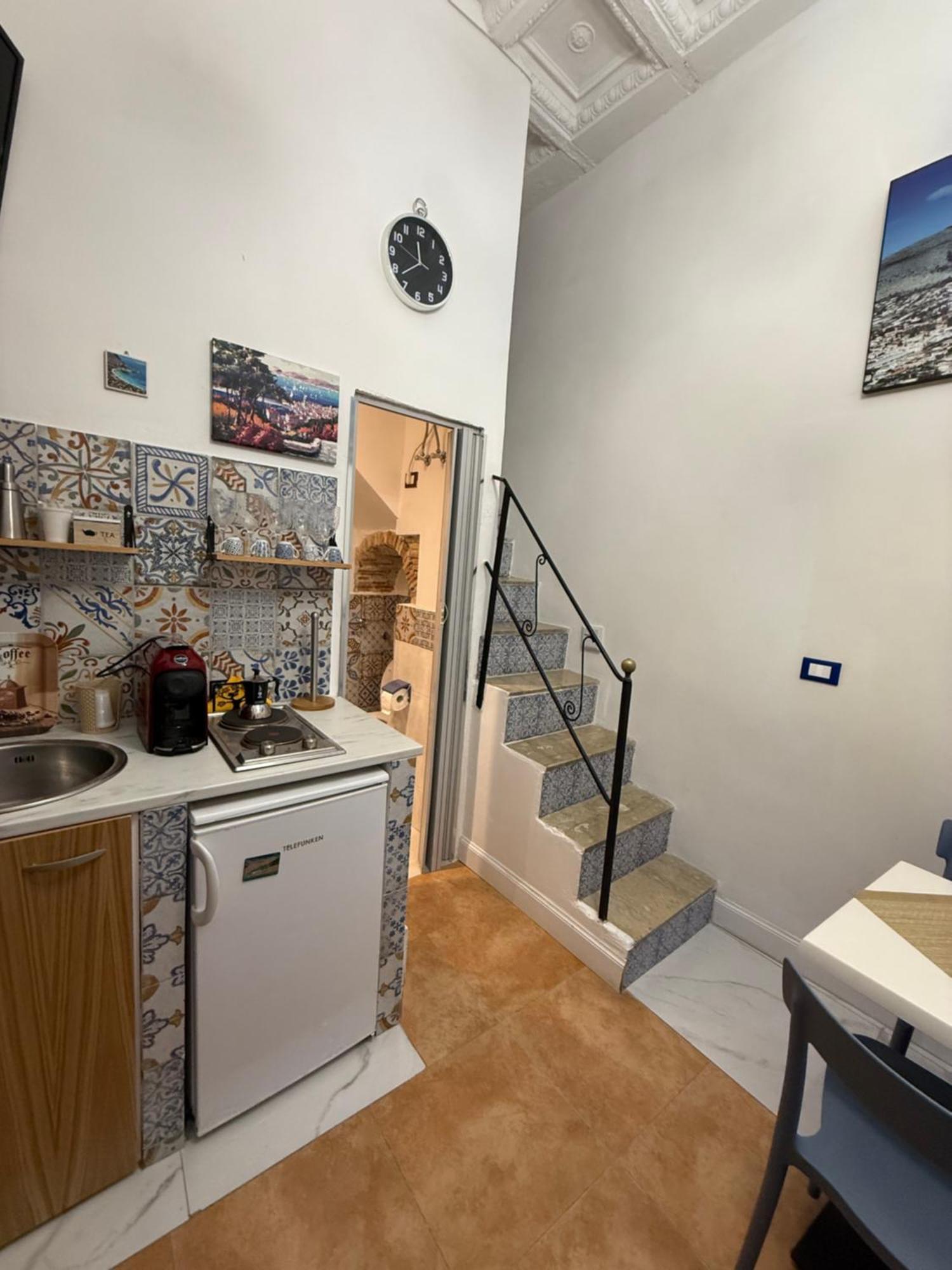 Caminneci Palace & Rooms Palermo Luaran gambar
