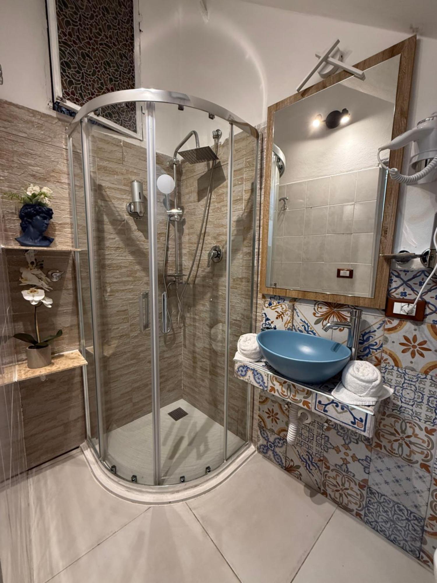 Caminneci Palace & Rooms Palermo Luaran gambar